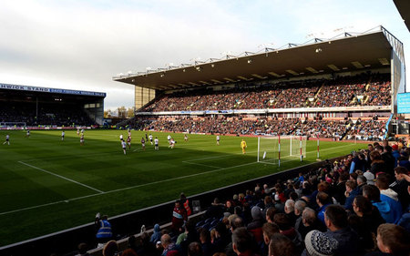 以往赛场上 以往赛场上